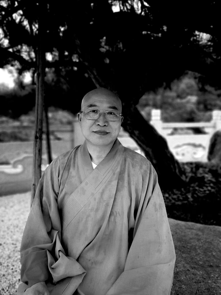 Monk at Usnisa Temple in Nanjing