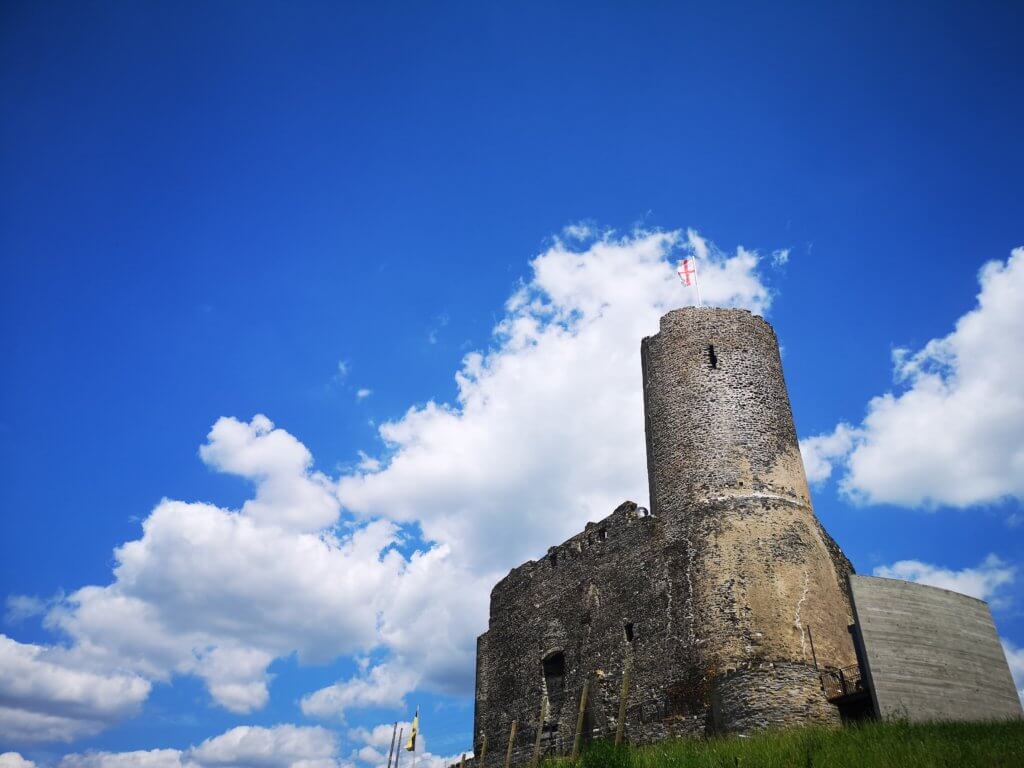 Unser Roadtrip an die Mosel im Juni: Burg Landshut