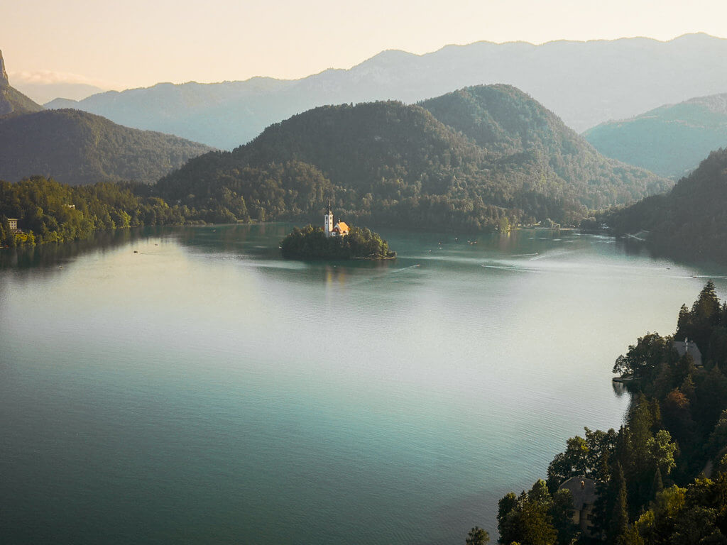 Reise nach Slowenien: Ein Roadtrip voller Abenteuer. Bled Lake