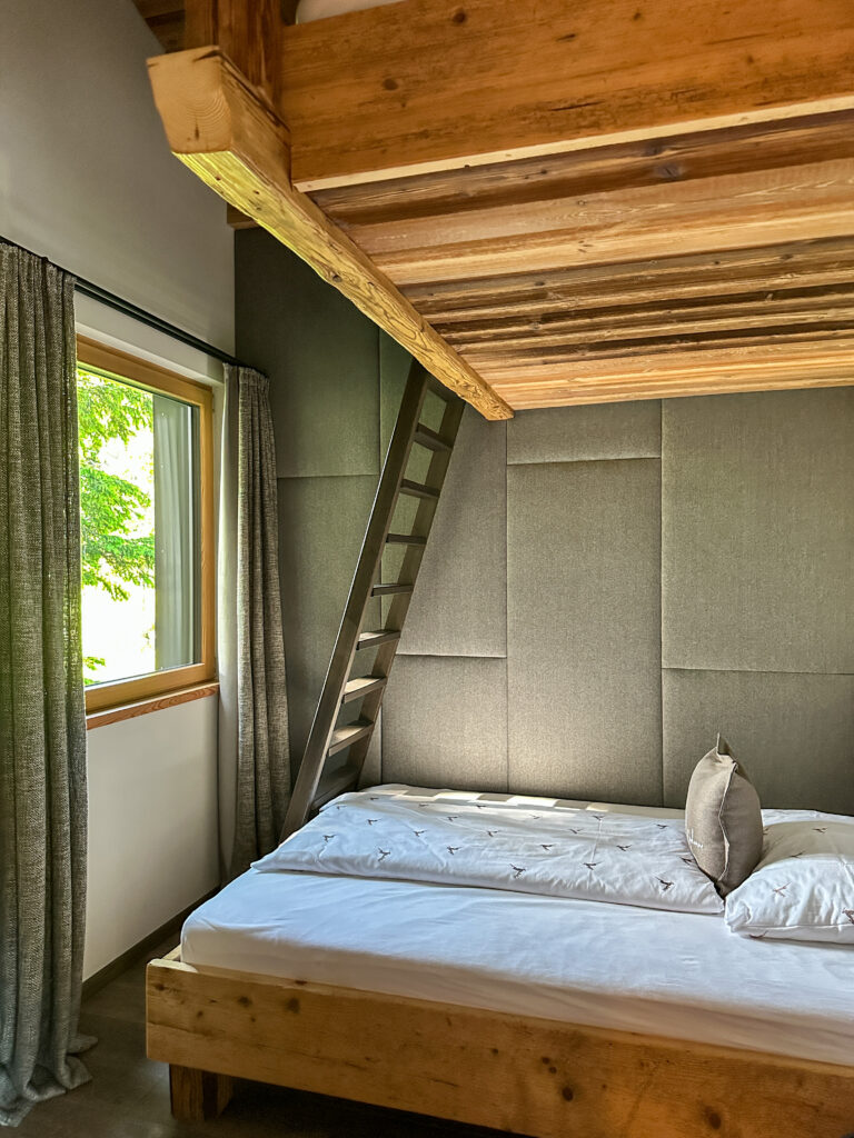 Übernachten in einem Baumhaus: Urlaub im Wanderhotel Gassner